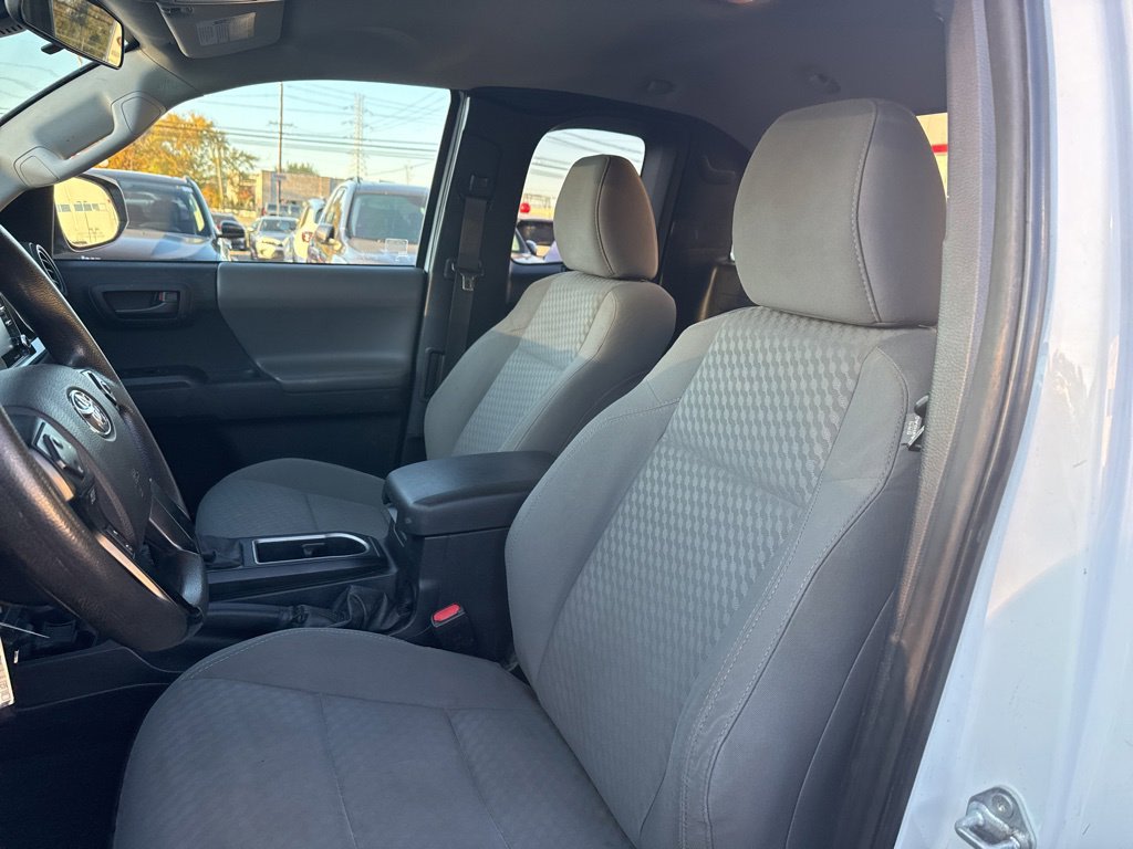 Thumbnail: 2021 Toyota Tacoma - 8