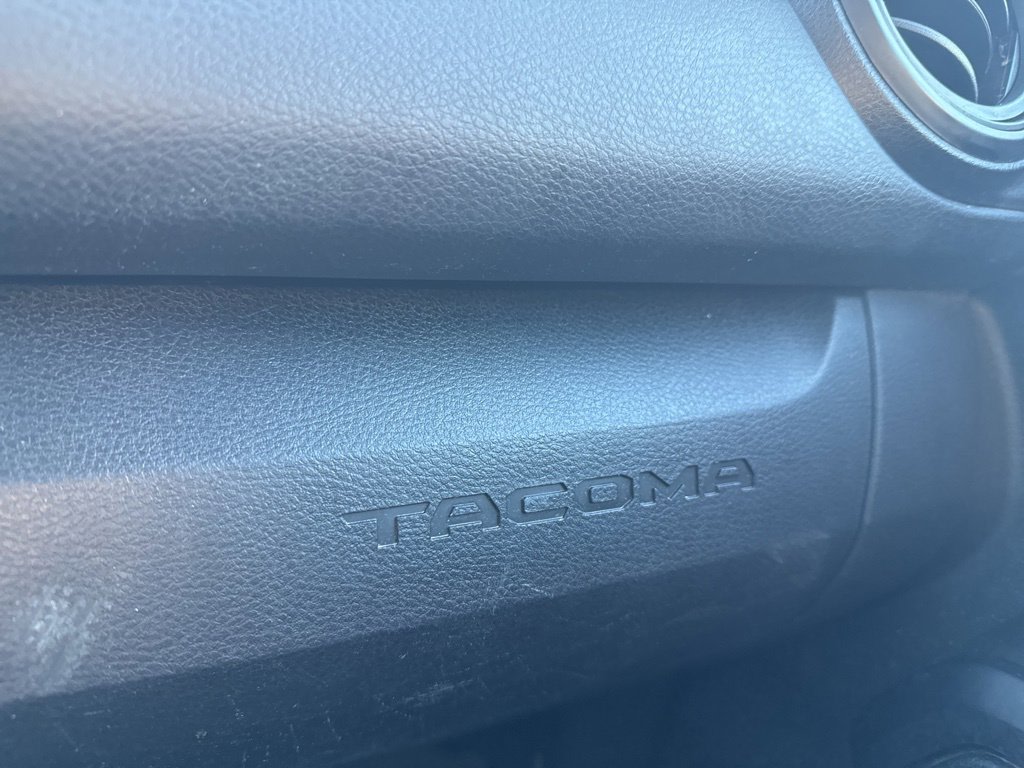 Thumbnail: 2021 Toyota Tacoma - 14