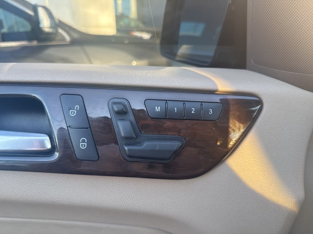 Thumbnail: 2014 Mercedes-Benz M-Class - 11