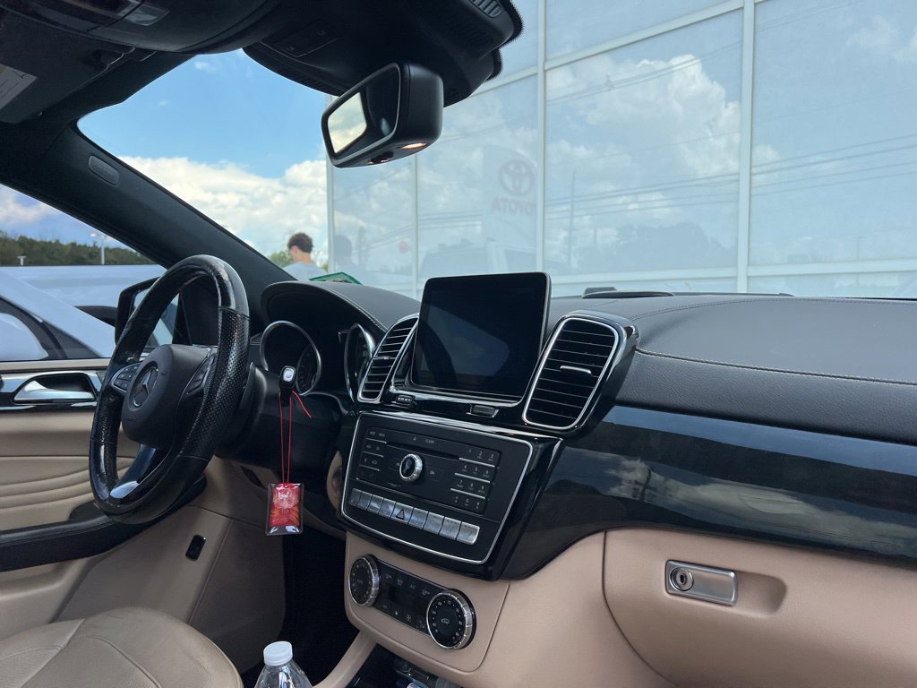 Thumbnail: 2018 Mercedes-Benz GLE - 6