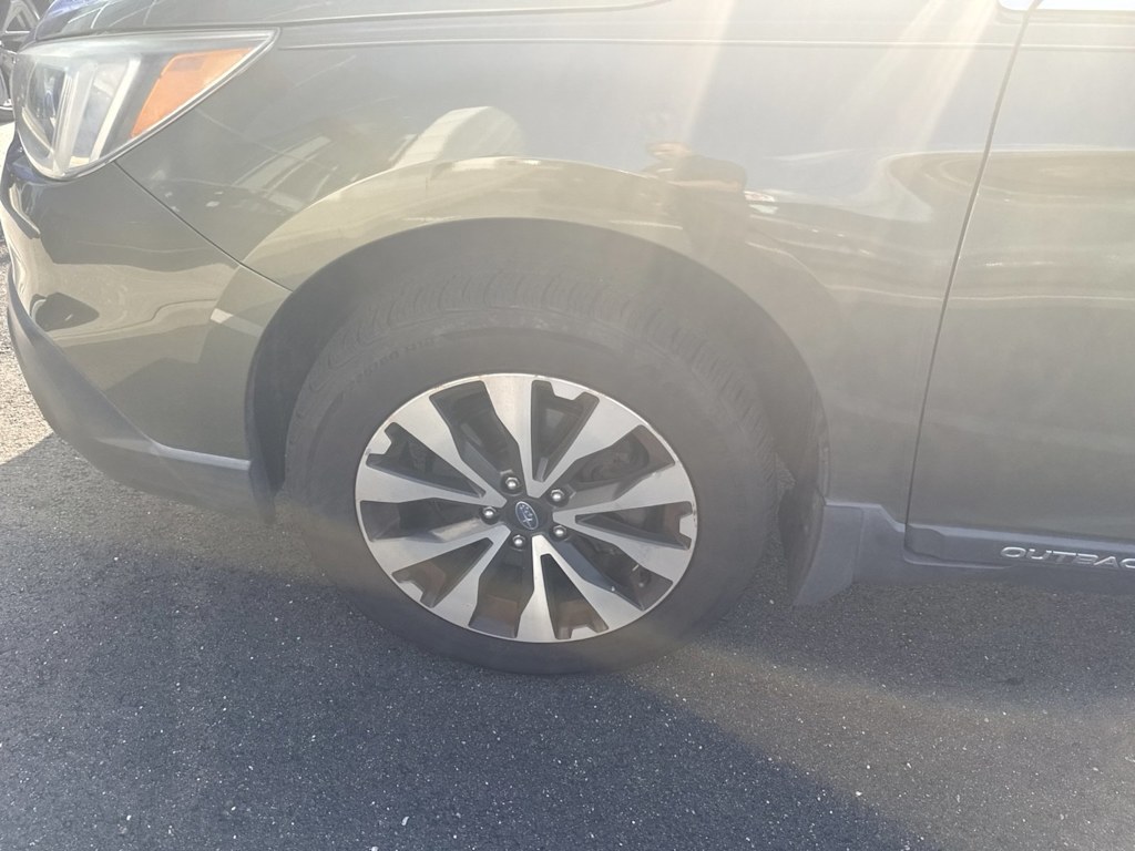 Thumbnail: 2016 Subaru Outback - 15