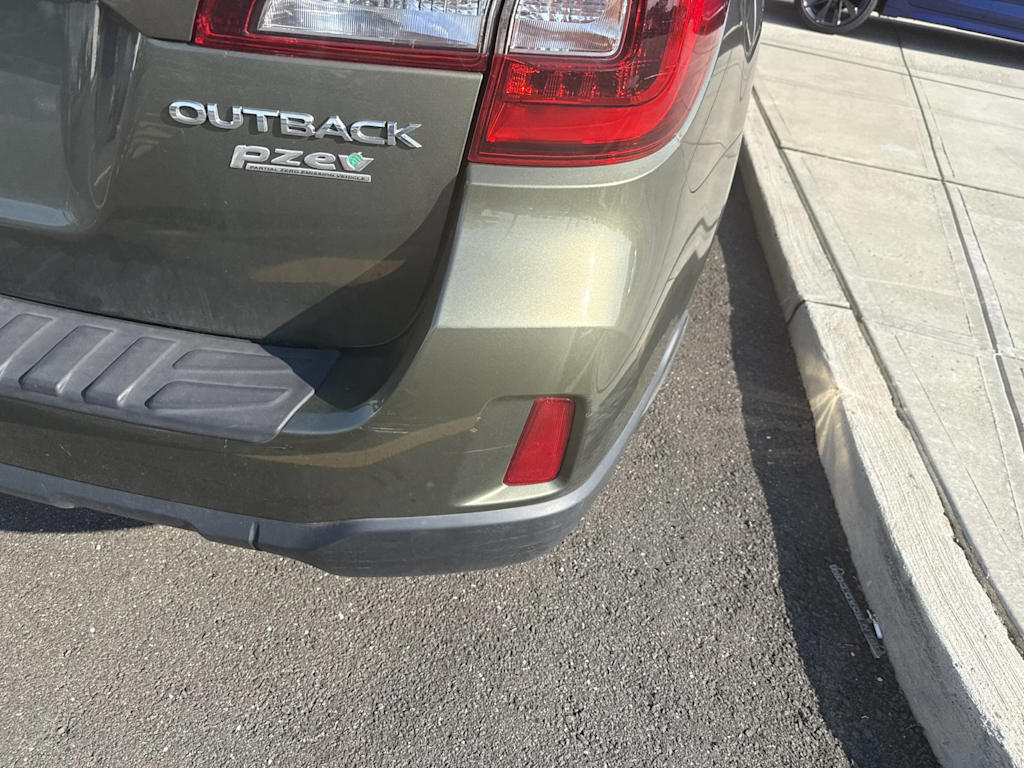 Thumbnail: 2016 Subaru Outback - 12