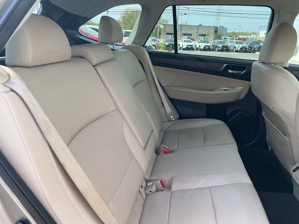 2019 Subaru Outback 3.6R Limited 18