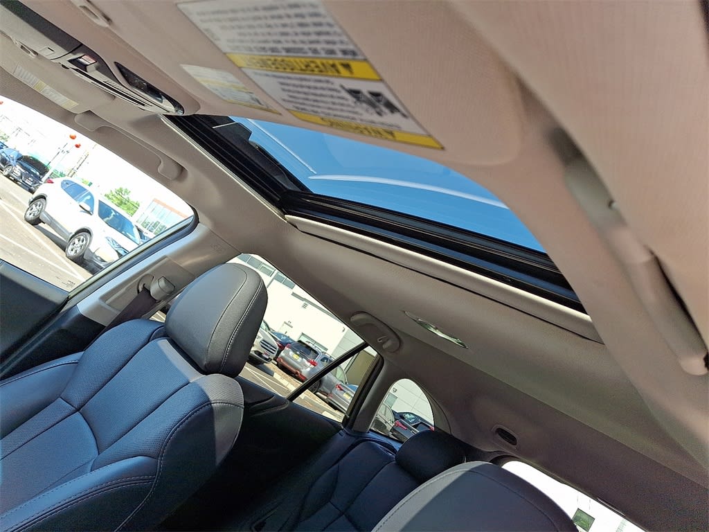 Thumbnail: 2022 Subaru Outback - 21