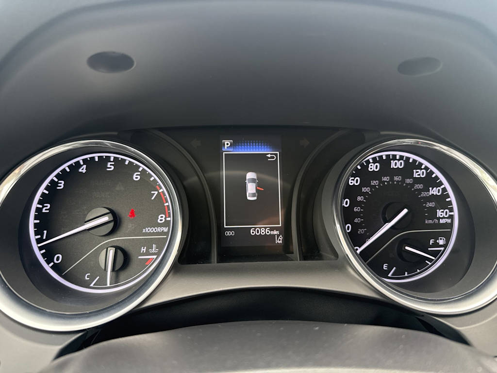 Thumbnail: 2019 Toyota Camry - 15