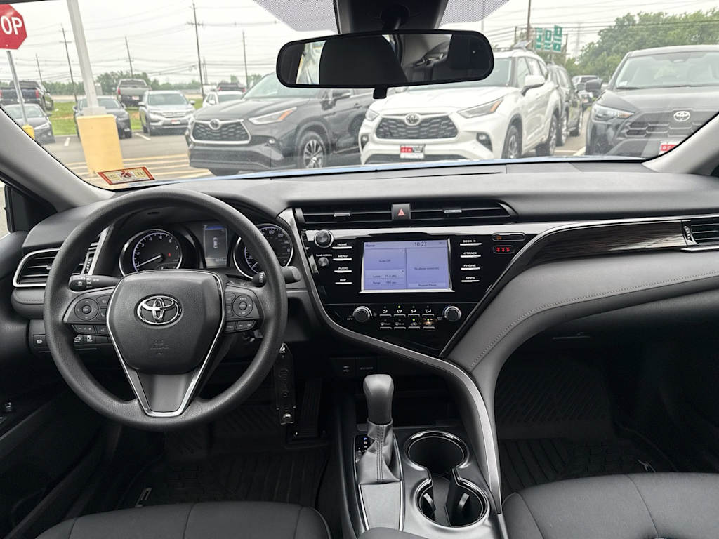 Thumbnail: 2019 Toyota Camry - 12