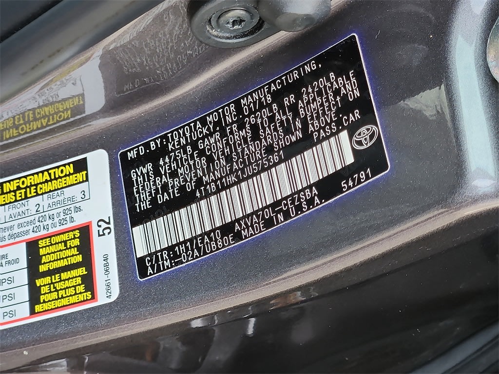 2018 Toyota Camry SE 16