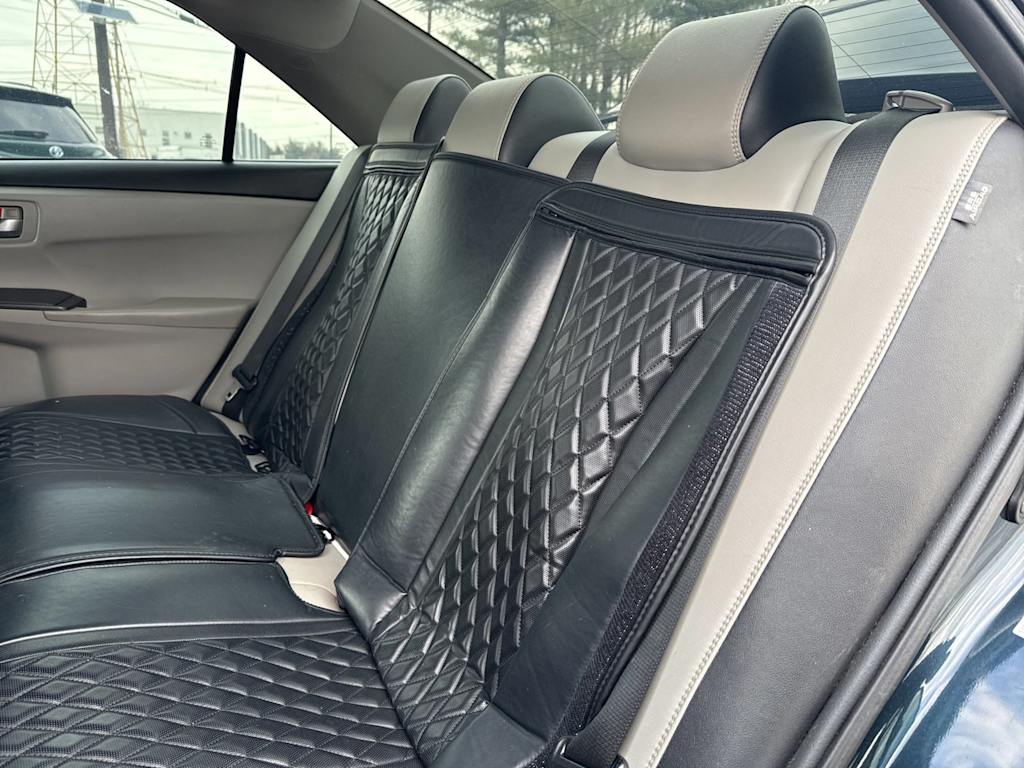 Thumbnail: 2016 Toyota Camry - 11