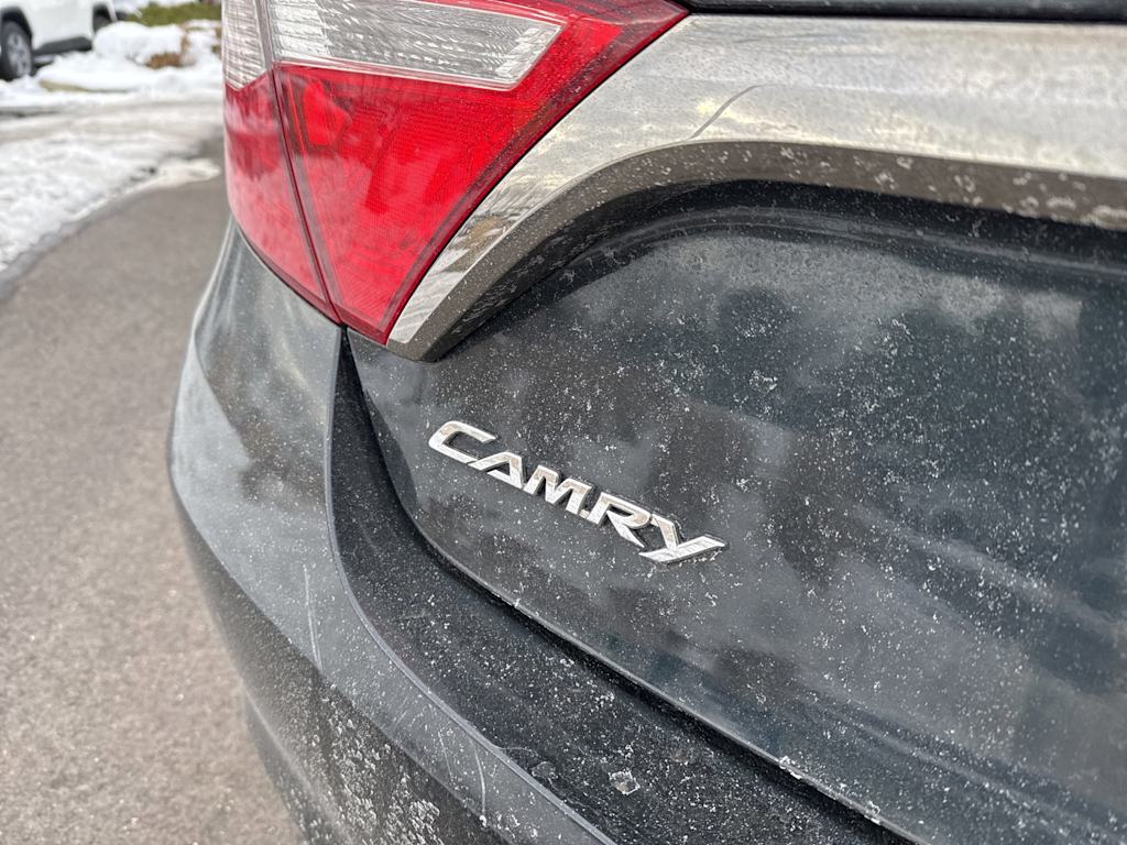 Thumbnail: 2016 Toyota Camry - 6