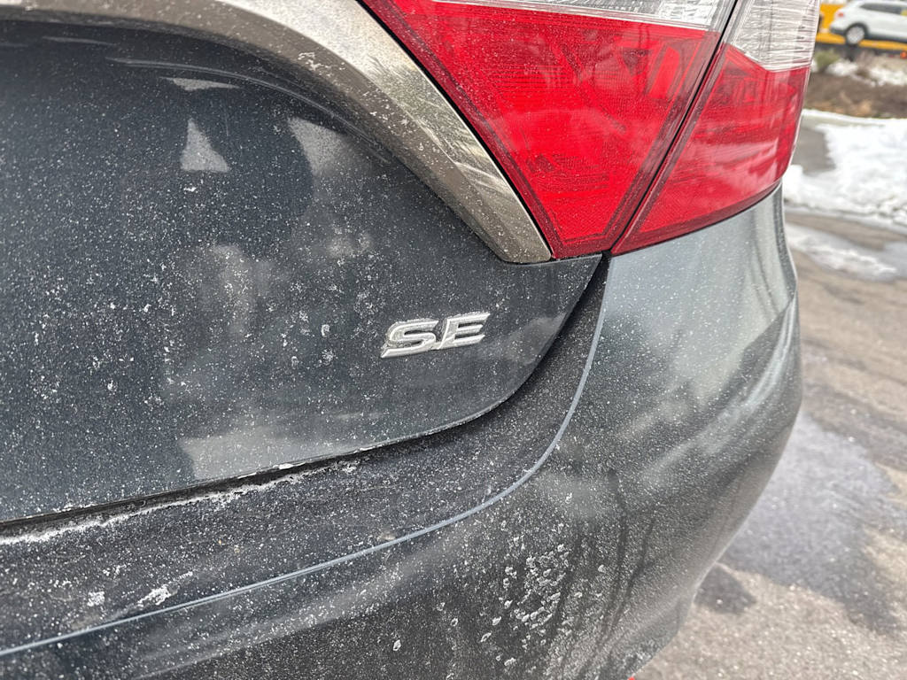 Thumbnail: 2016 Toyota Camry - 19