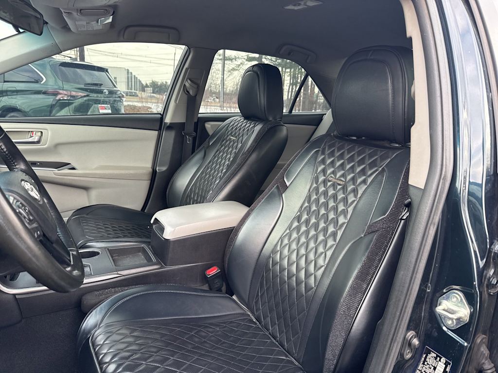 Thumbnail: 2016 Toyota Camry - 9