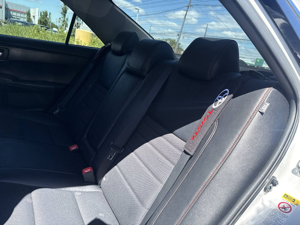 Thumbnail: 2017 Toyota Camry - 11