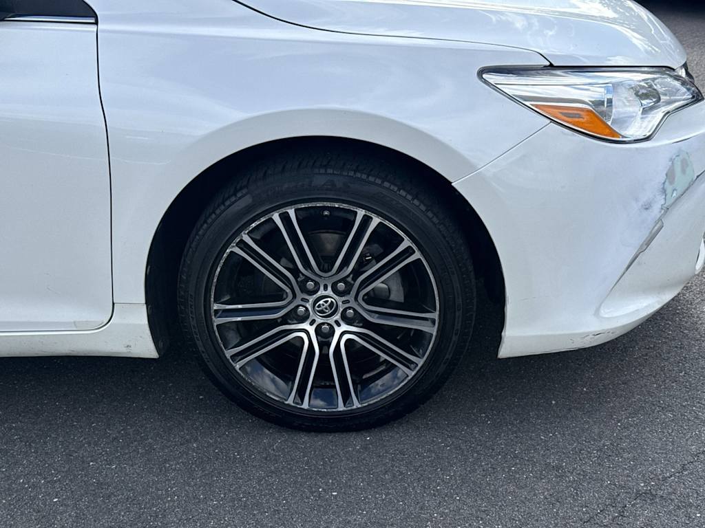 Thumbnail: 2016 Toyota Camry - 6