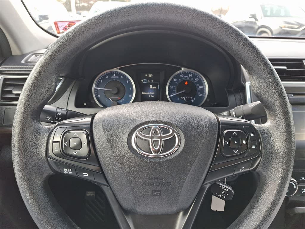 2017 Toyota Camry LE 22