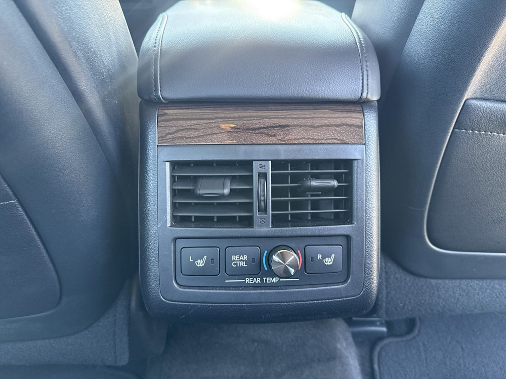 Thumbnail: 2014 Toyota Avalon - 23
