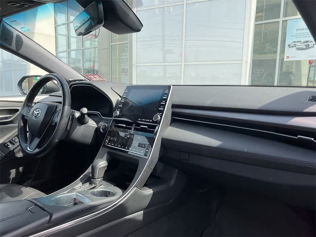 2019 Toyota Avalon XSE 8