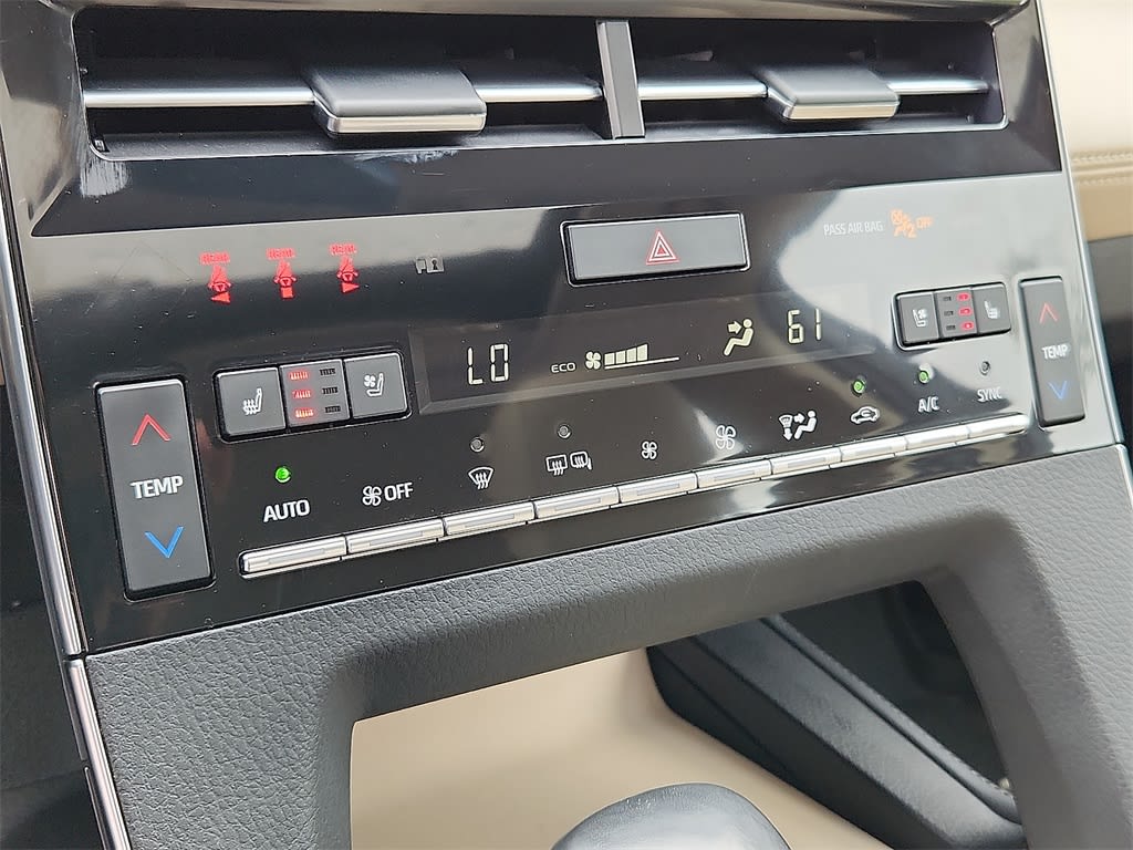 2019 Toyota Avalon Limited 22