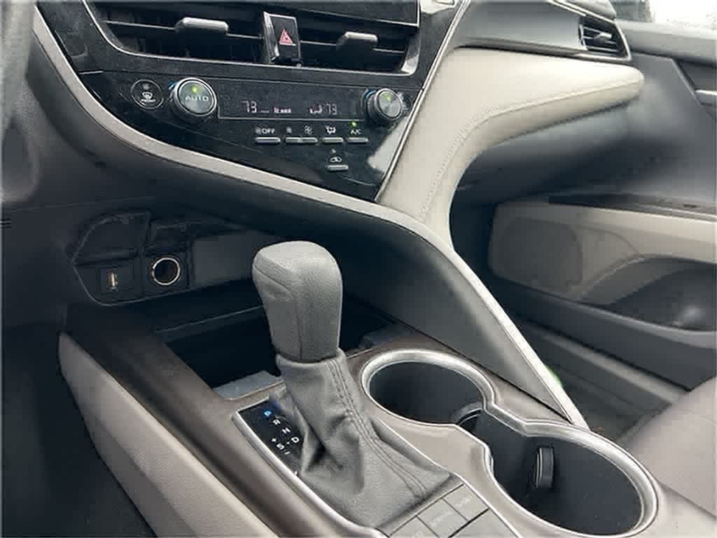 2022 Toyota Camry LE 9