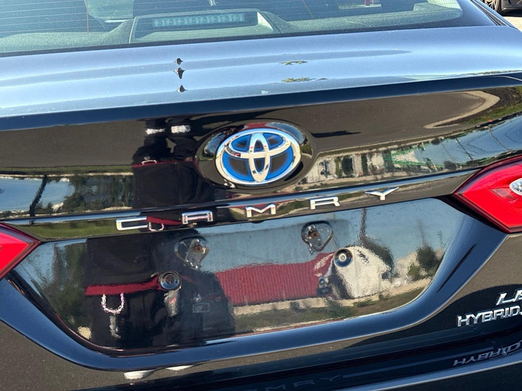 Thumbnail: 2020 Toyota Camry - 6