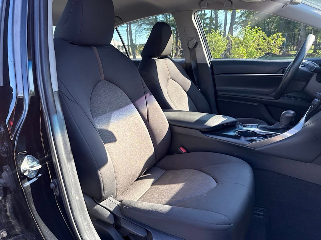 Thumbnail: 2020 Toyota Camry - 10