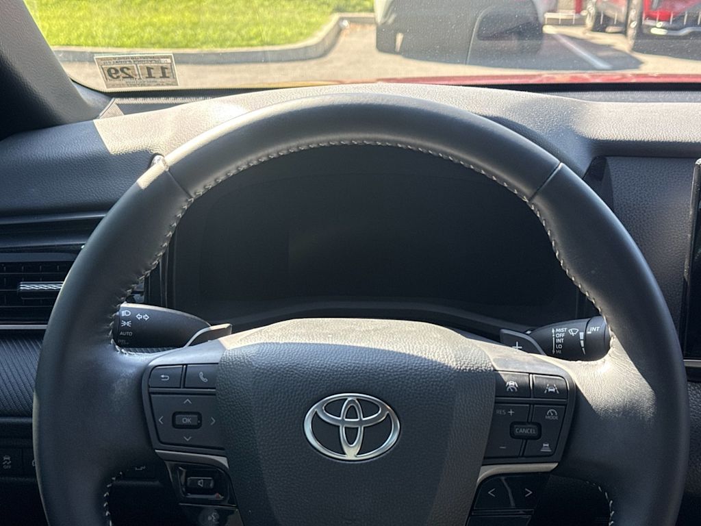 Thumbnail: 2025 Toyota Camry - 23