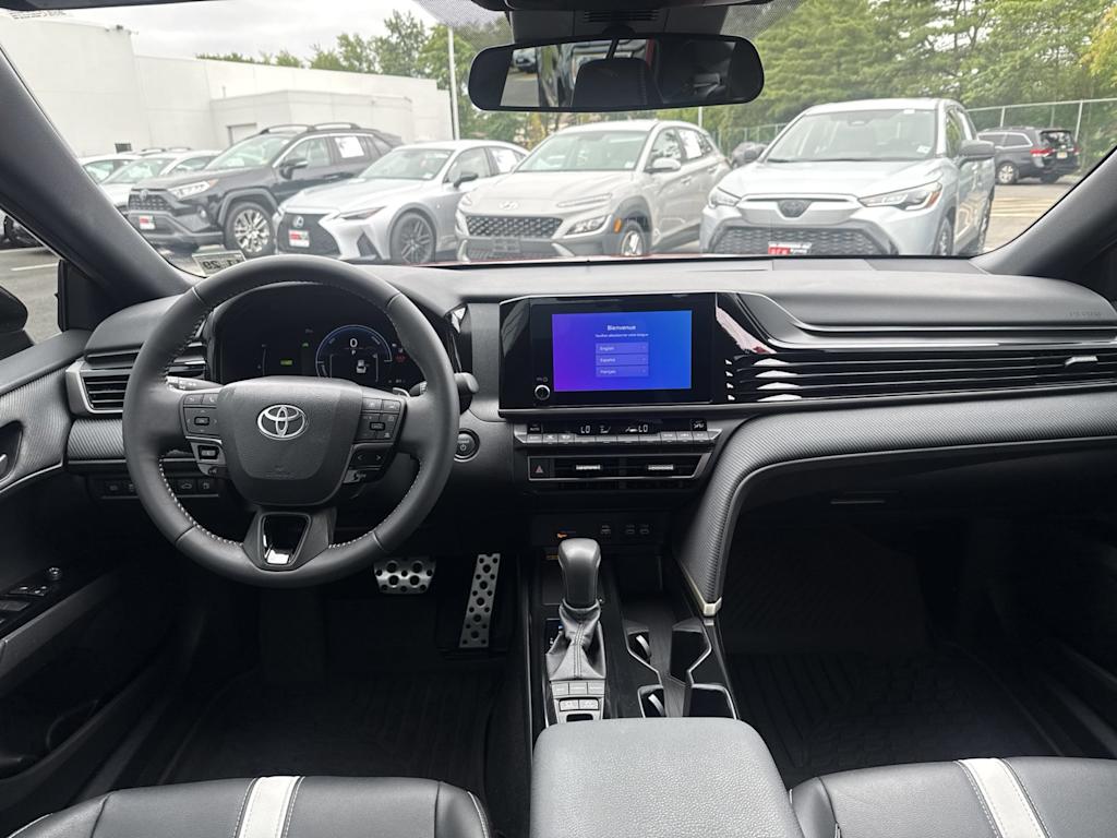 Thumbnail: 2025 Toyota Camry - 12