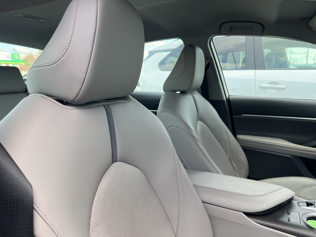 Thumbnail: 2023 Toyota Camry - 7