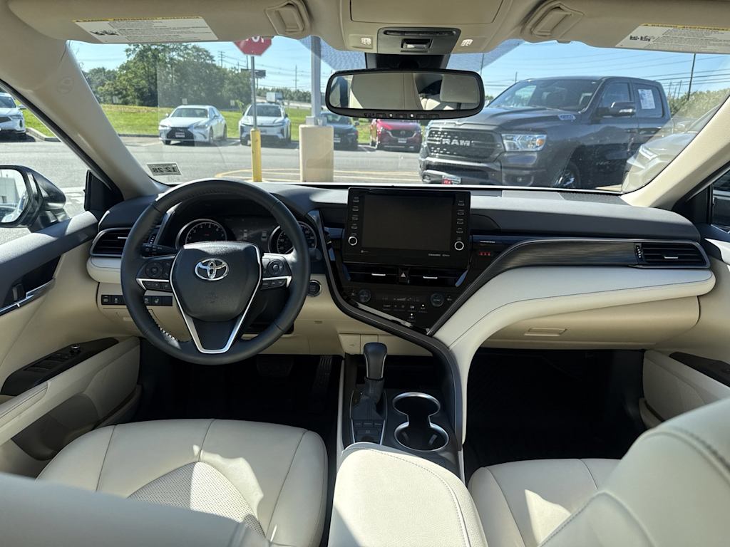 Thumbnail: 2024 Toyota Camry - 12