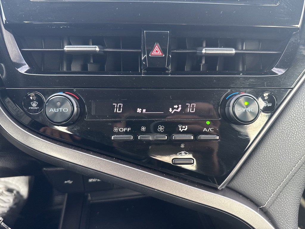 Thumbnail: 2023 Toyota Camry - 22