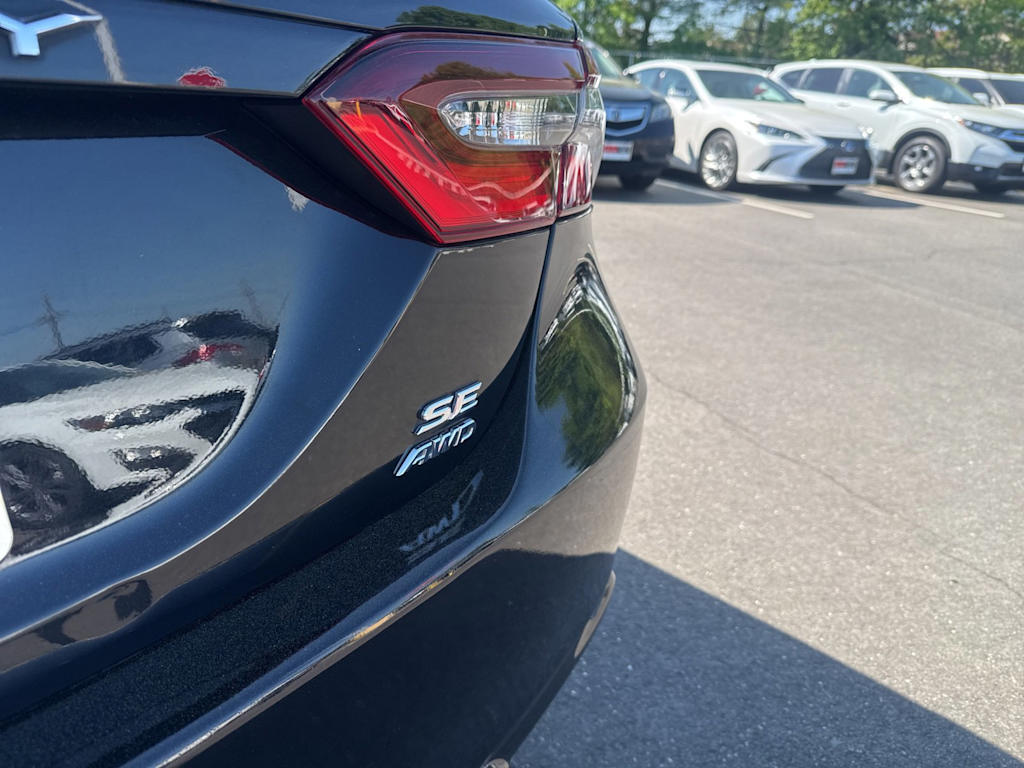 Thumbnail: 2024 Toyota Camry - 12
