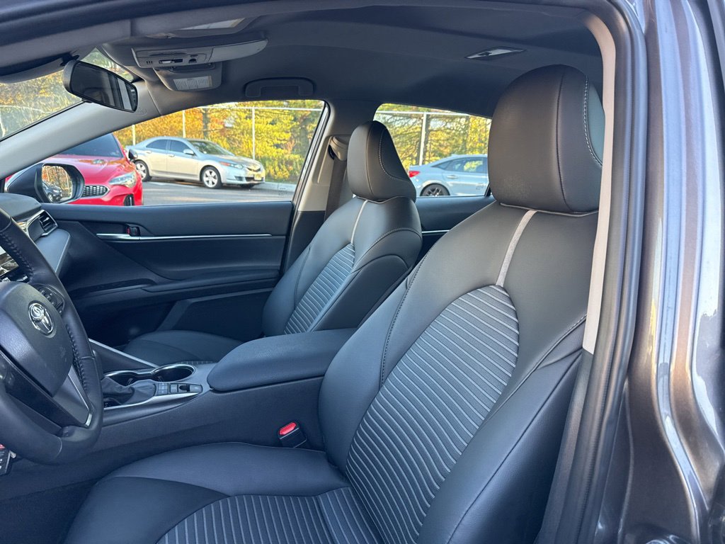 Thumbnail: 2024 Toyota Camry - 9