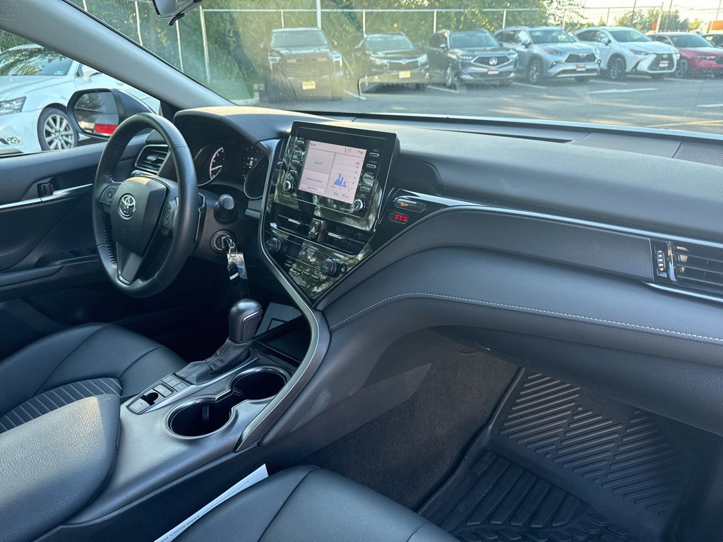 Thumbnail: 2024 Toyota Camry - 8