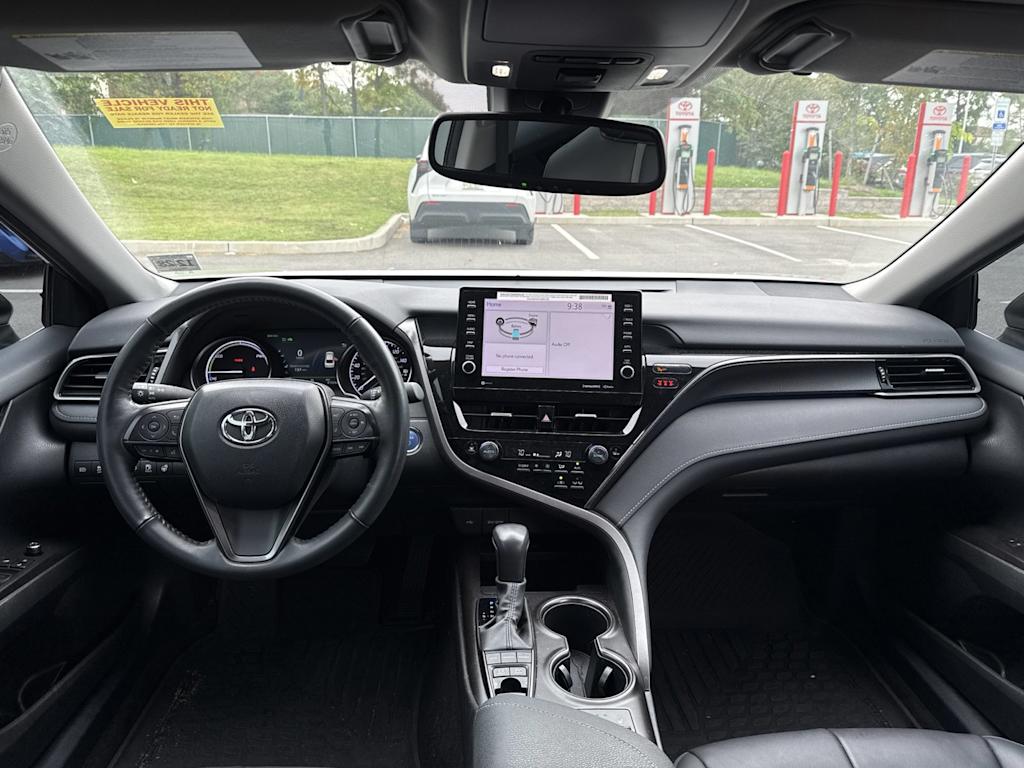 Thumbnail: 2024 Toyota Camry - 12