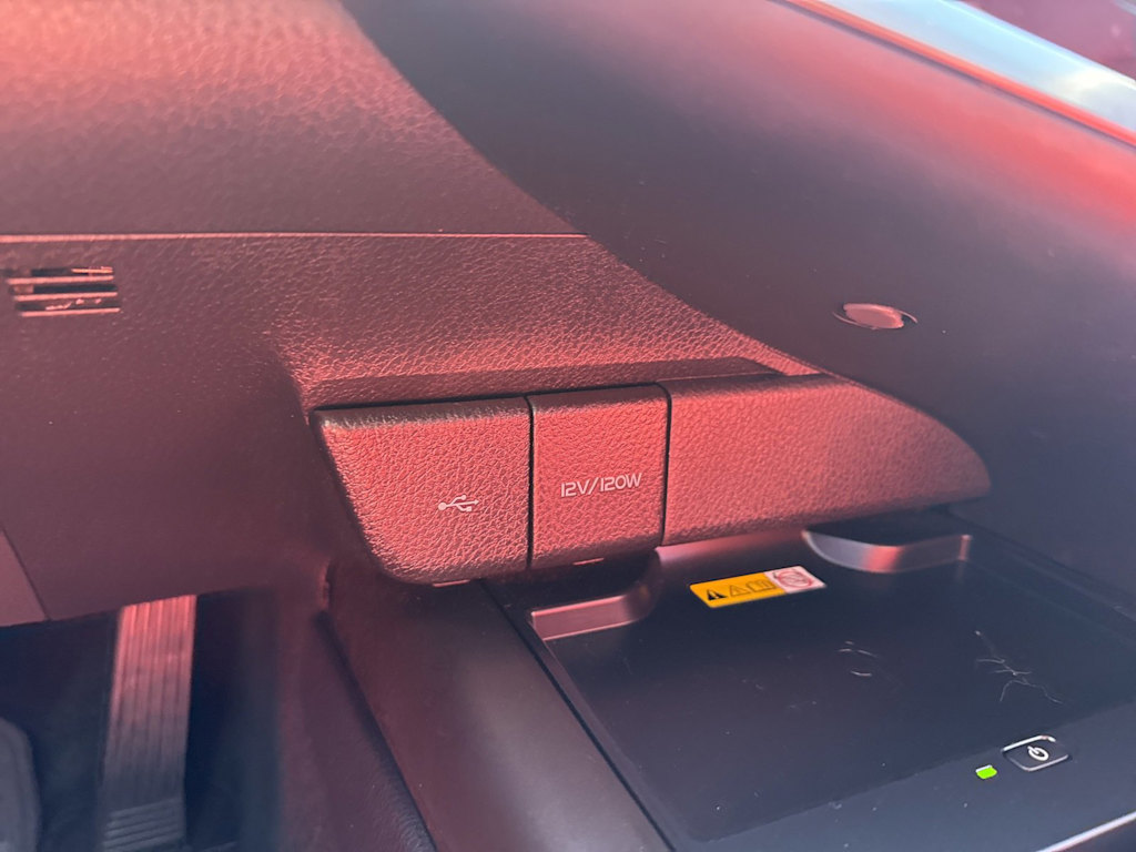 Thumbnail: 2022 Toyota Camry - 21
