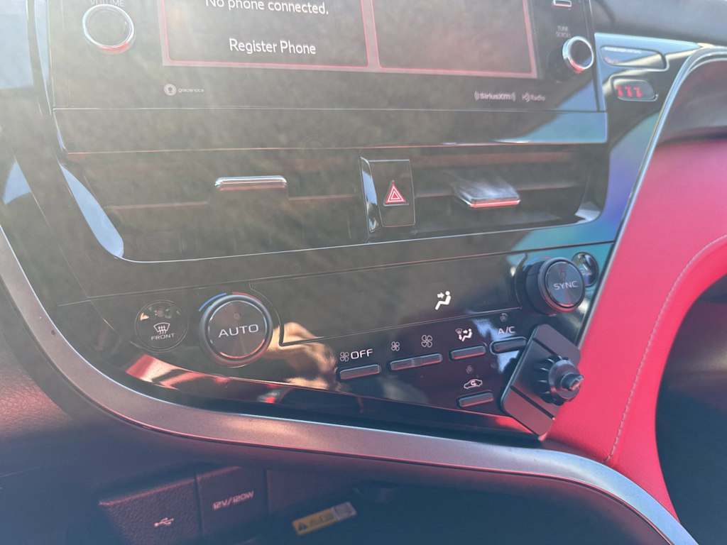 Thumbnail: 2022 Toyota Camry - 20