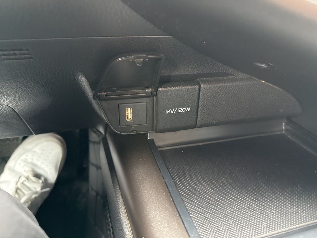 Thumbnail: 2022 Toyota Camry - 18