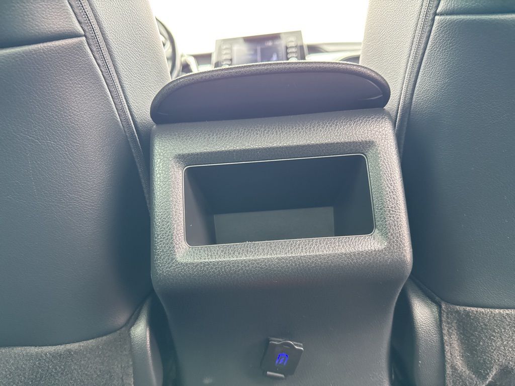 Thumbnail: 2022 Toyota Camry - 27