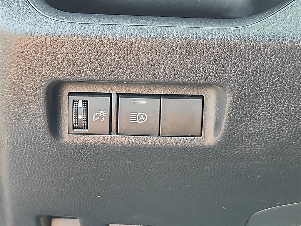2021 Toyota RAV4 LE 25