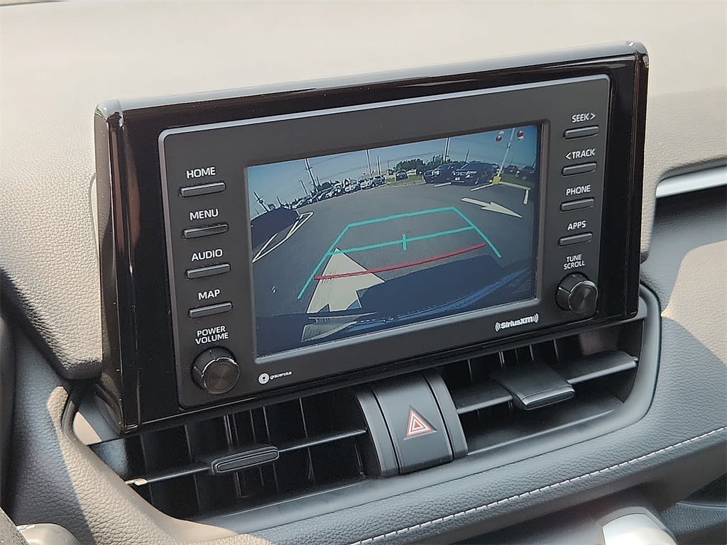 2021 Toyota RAV4 LE 22