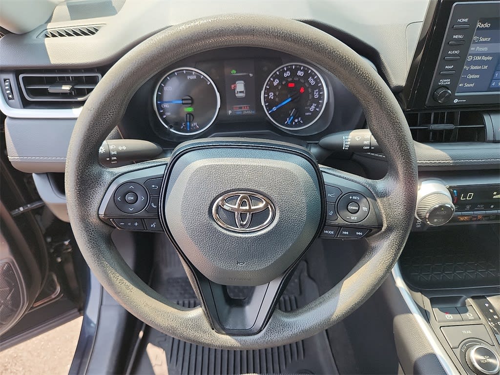 2021 Toyota RAV4 LE 9