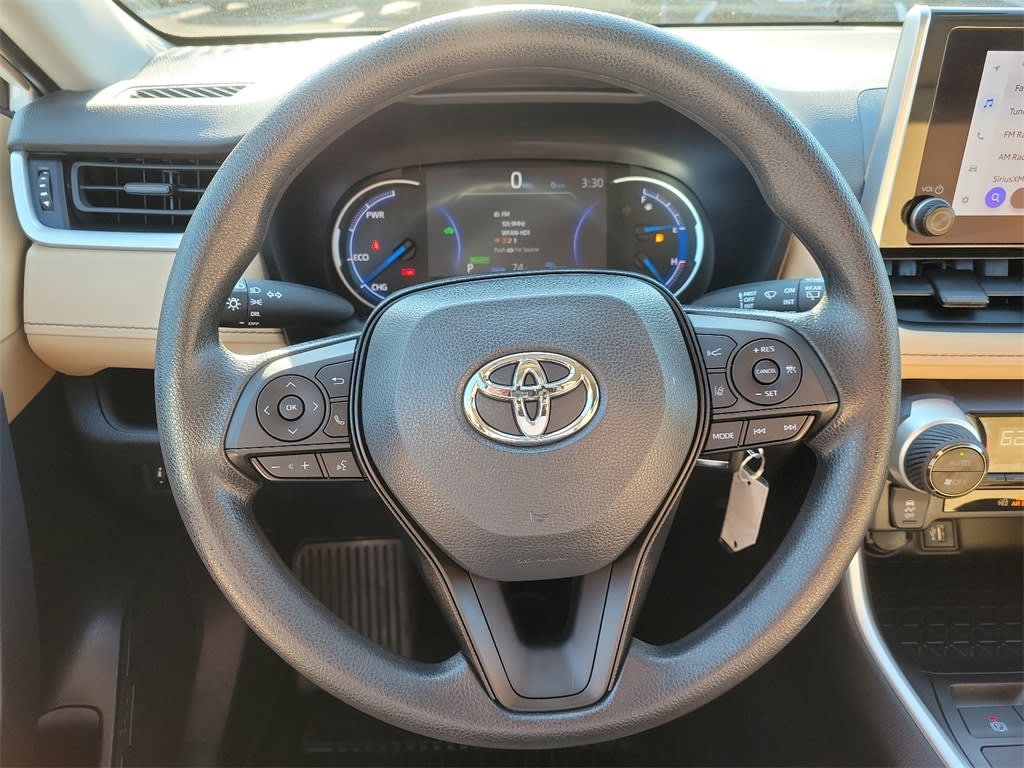 2023 Toyota RAV4 LE 9