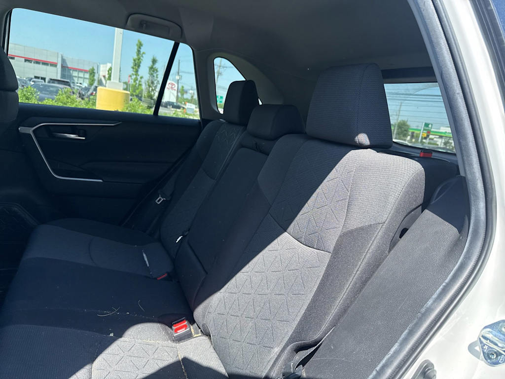 Thumbnail: 2021 Toyota RAV4 - 11