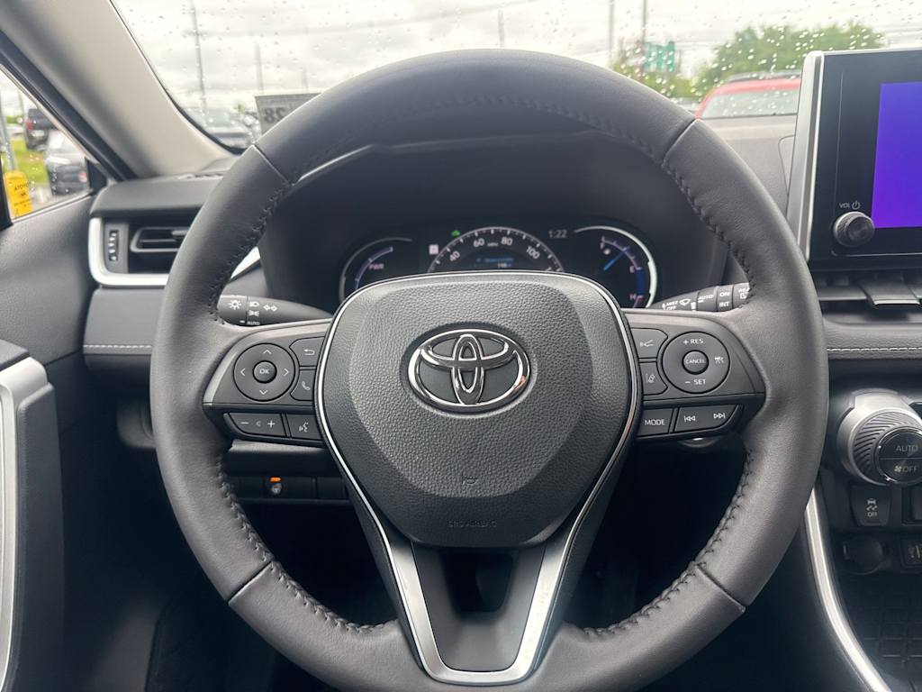 Thumbnail: 2023 Toyota RAV4 - 11