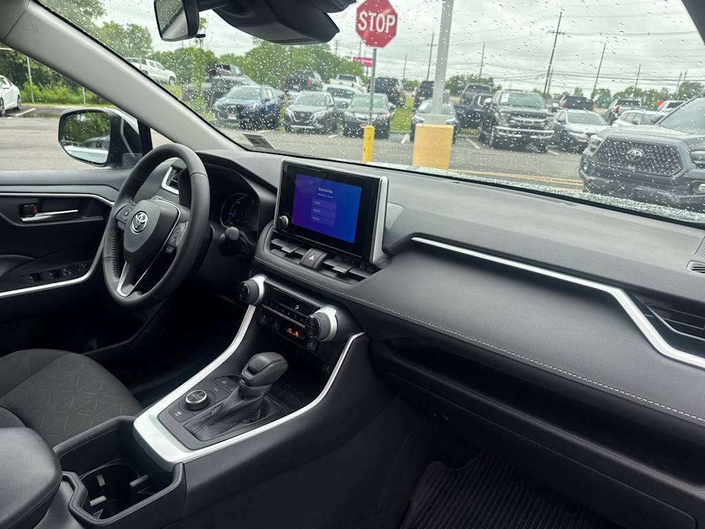 Thumbnail: 2023 Toyota RAV4 - 8