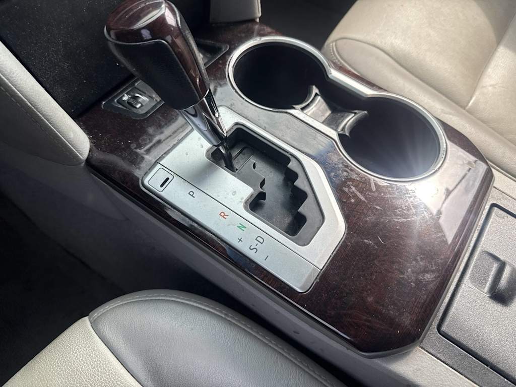 Thumbnail: 2014 Toyota Camry - 13