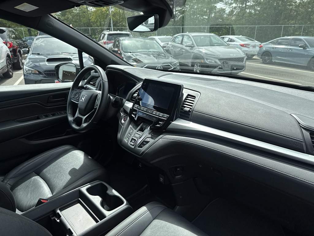 Thumbnail: 2023 Honda Odyssey - 8