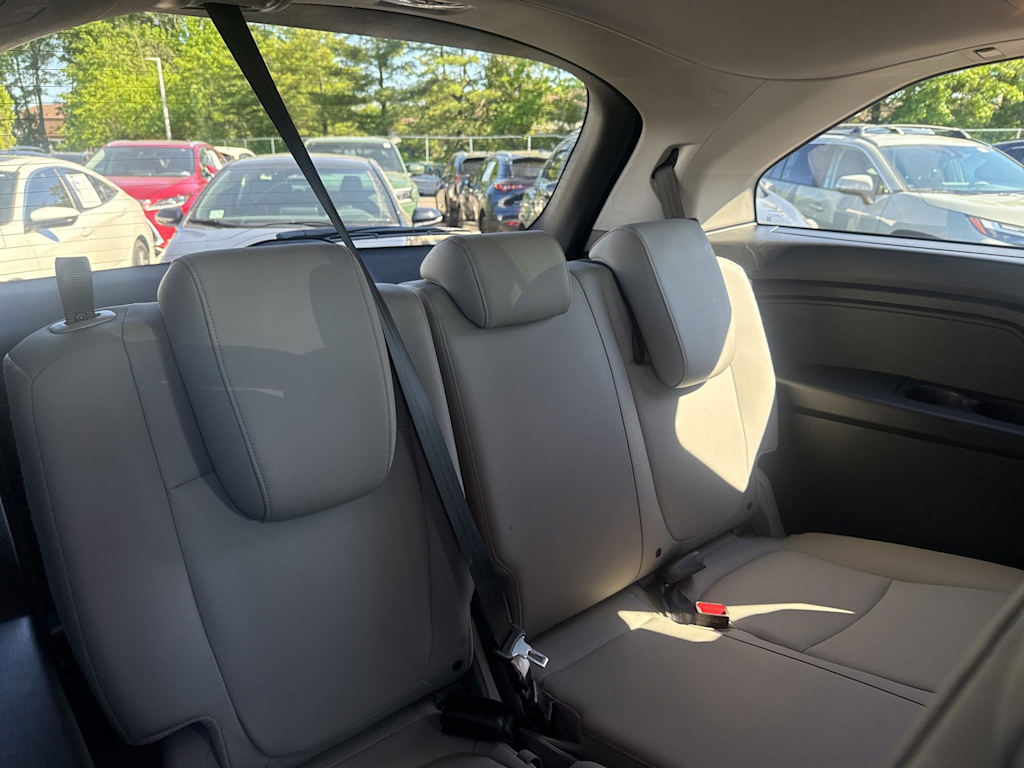 Thumbnail: 2019 Honda Odyssey - 22