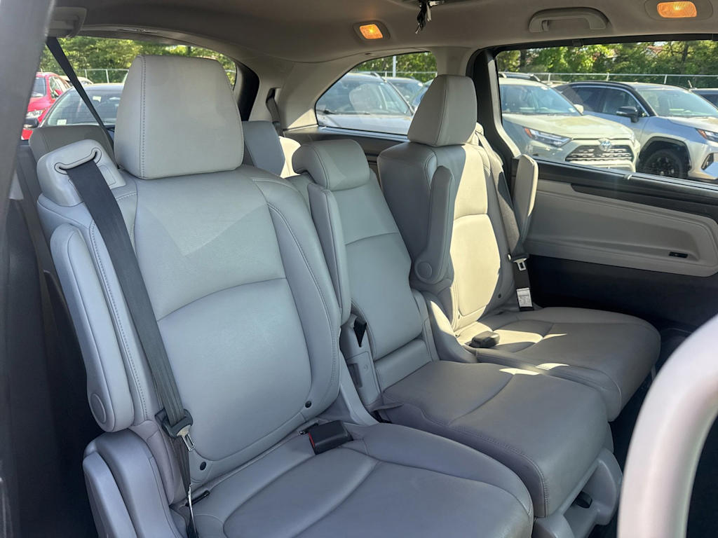 Thumbnail: 2019 Honda Odyssey - 21