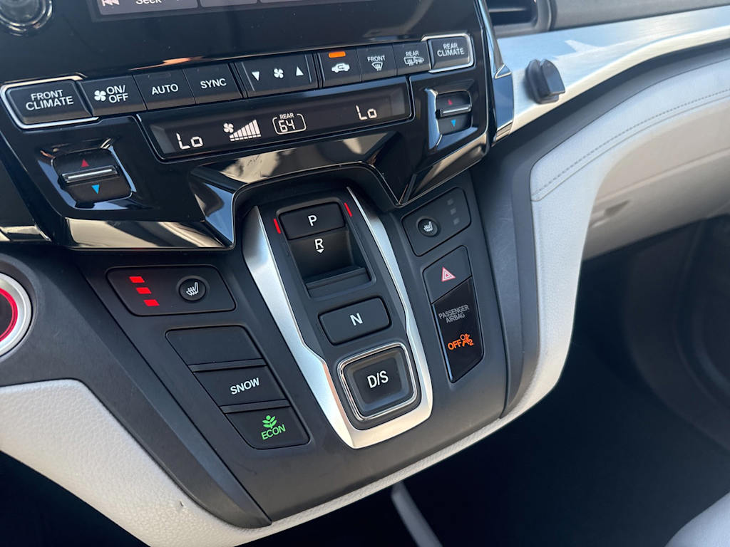 Thumbnail: 2019 Honda Odyssey - 15