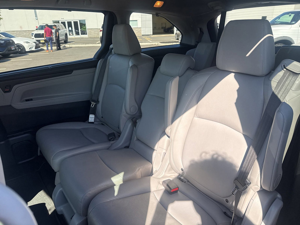 Thumbnail: 2019 Honda Odyssey - 11